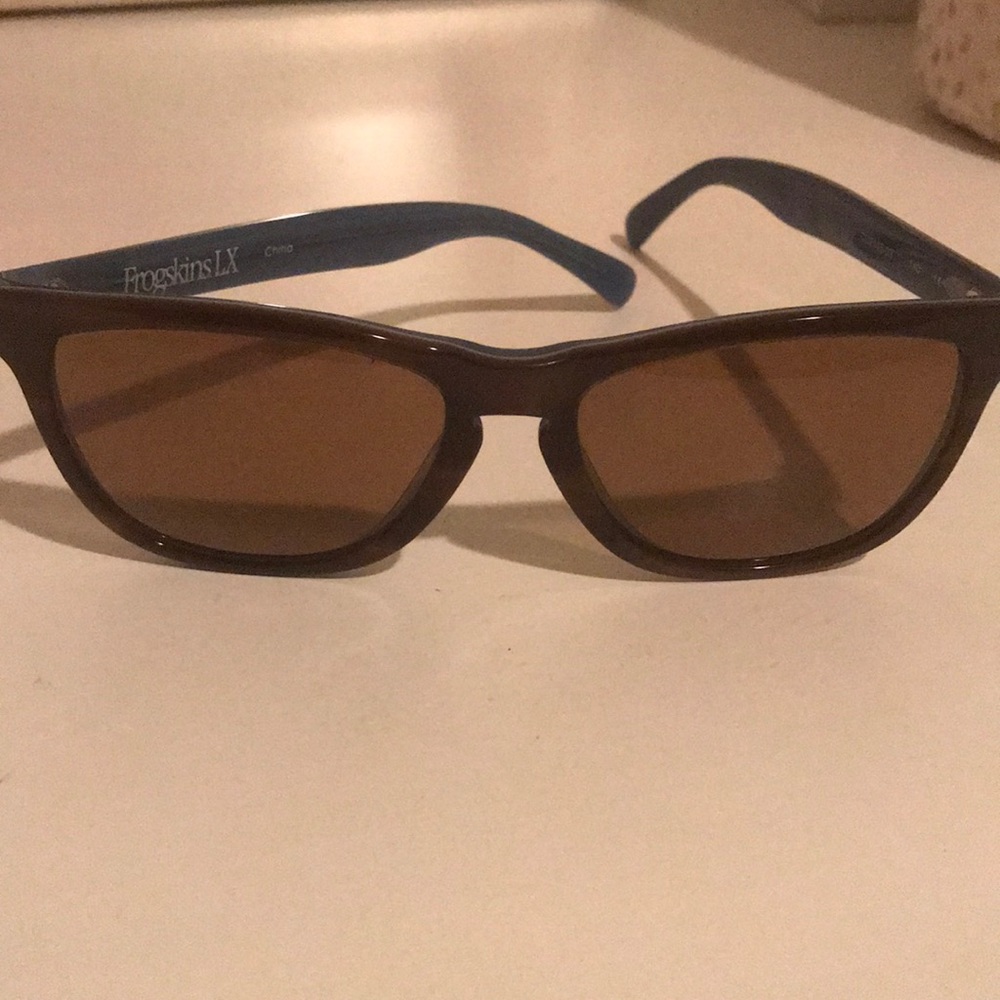 Oakley Polarized Frogskin Women’s Sunglasses